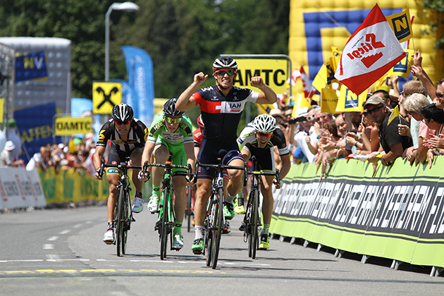 Sondre Holst Enger wins stage 1